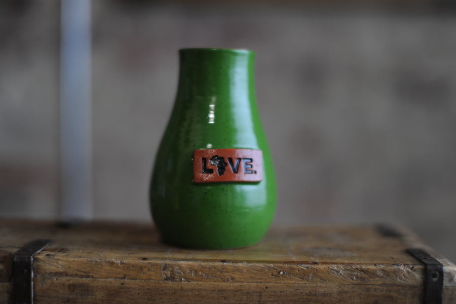 LOVE. VASE - Haiti