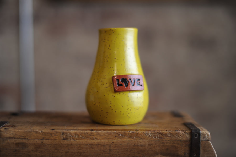 LOVE. VASE - Haiti