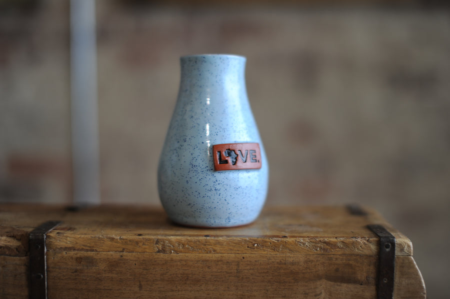 LOVE. VASE - Haiti